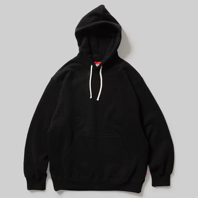 HOODED SWEATSHIRT