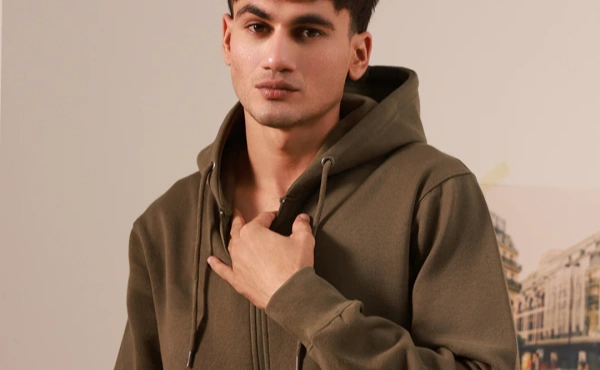 Classic Comfort: Men's Premium Hoodie for Everyday Wear